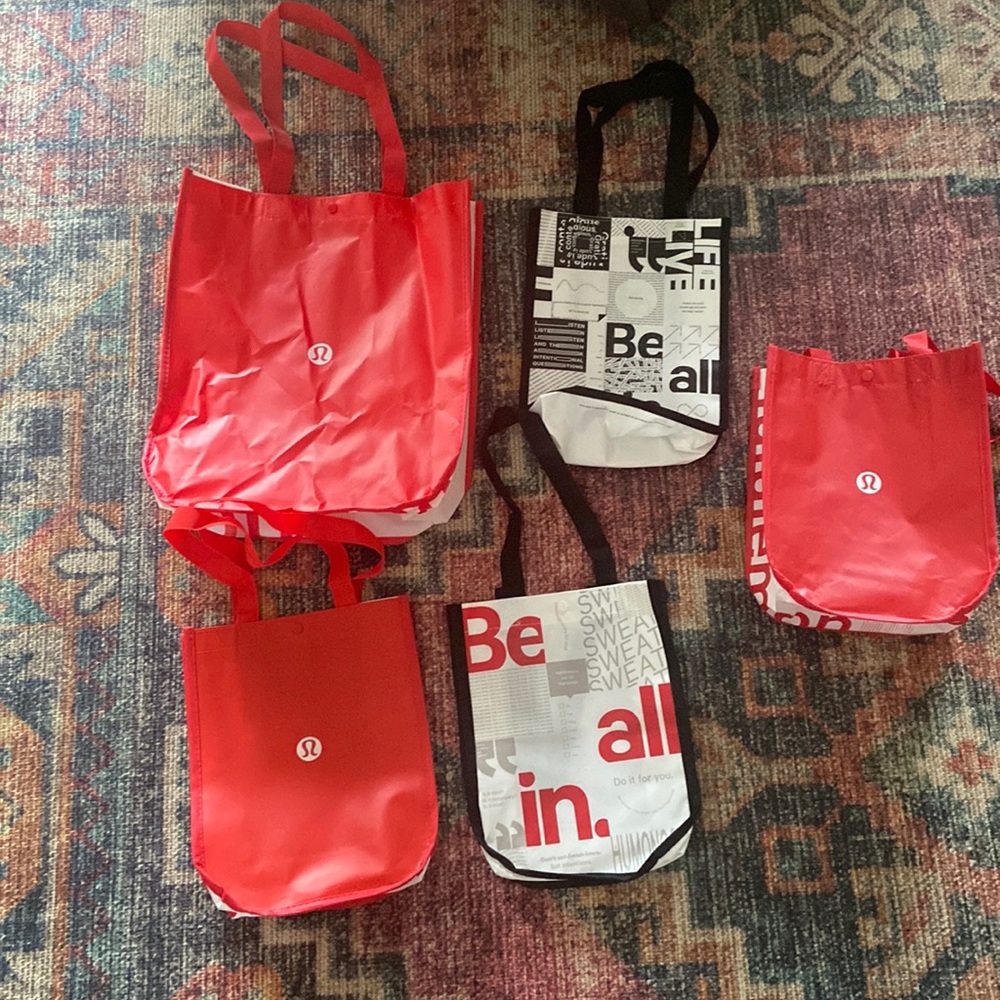 LULULEMON REUSABLE BAGS